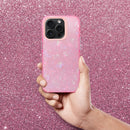 Verleihen Sie Ihrem iPhone 16 Pro Max einen Hauch von Eleganz mit der Schutzhülle in Pink V3 – perfekt für Stilbewusste, die Wert auf Sicherheit legen. Diese Hülle kombiniert robusten Schutz mit einem glitzernden pinken Finish, das Ihrem Smartphone einen individuellen Look verleiht.