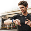 Entdecken Sie das stylische Stoff Uhrenarmband von Dux Ducis für Apple Watch 7/6/SE/5/4/3/2 (41/40/38 mm) in Blau. Dieses elegante und funktionale Accessoire bietet optimalen Tragekomfort und passt perfekt zu jedem Outfit!