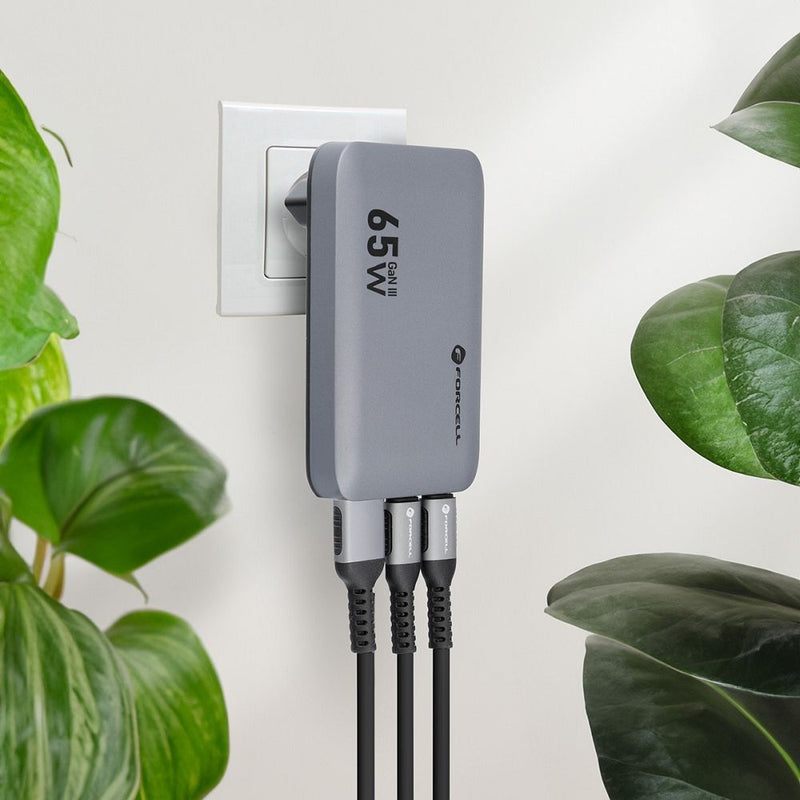 Entdecken Sie den Reiselader 65W PD mit Quick Charge 4.0 und GaN III Technologie. Schnelles und sicheres Aufladen für Smartphones, Tablets, Laptops mit 1x USB und 2x USB-C. Optimal für unterwegs!