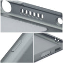 Die graue Schutzhülle für das Apple iPhone 17 bietet nicht nur eine stilvolle Optik, sondern auch zuverlässigen Schutz vor Kratzern und Stößen. Ihr schlankes Design fügt sich perfekt in die Form des iPhones ein und sorgt für einen angenehmen Grip. Ideal für alle, die Eleganz und Funktionalität schätzen.