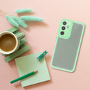 Entdecken Sie stylischen Schutz für Ihr Samsung Galaxy A35 5G mit dieser trendigen, mintgrünen Handytasche. Entworfen für eine perfekte Passform, bietet sie Zugang zu allen Tasten und Funktionen, während das Gerät sicher vor Stößen und Kratzern bewahrt wird.