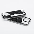 Schützen Sie Ihr iPhone 16 Pro mit der Teddy Bear Hülle: glitzerndes Design, erstklassige Materialien und erhöhte Kanten für optimalen Schutz. Ein modisches Accessoire, das Langlebigkeit bietet.