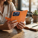 Kaufen Sie das MEZZO Holster für das iPhone 17 Pro! Schutz, Stil & Funktionalität vereint. Elegant, praktisch & mit sicherem magnetischen Verschluss. Ideal für Alltag & Reisen.