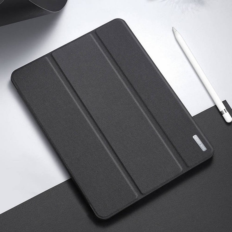 Kaufen Sie die Dux Ducis Domo Hülle für das iPad 10.9 2022. Perfekter Schutz, elegantes Design & Stifthalter. Ideal für Business und Freizeit. Schützt effektiv vor Kratzern und Stößen.
