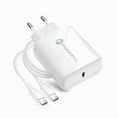 Der FORCELL F-ENERGY TFK-TC-25WPD ist ein kompakter Reiseladegerät mit einem leistungsstarken 25W USB-C PD (Power Delivery) Anschluss, der schnelles Laden unterstützt. Der Ladeadapter kommt zusammen mit einem USB-C zu USB-C Kabel und ist ideal für Nutzer, die viel unterwegs sind und ihre Geräte effizient und schnell aufladen möchten. Mit seiner weißen Farbgebung bietet er ein elegantes und zeitgemäßes Design.