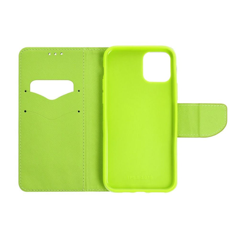 Das Samsung Galaxy A52 5G Fancy Book Case schützt Ihr Gerät stilvoll mit integriertem Portemonnaie, Standfunktion und robustem Magnetverschluss. Perfekt passend und funktional!