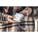 Entdecken Sie den Multi Reiselader 6 in 1 – Ihr perfekter Reisebegleiter! Mit einer 8000-mAh-Powerbank, USB- und USB-C-Anschlüssen sowie kabellosem Laden. Ideal für weltweite Reisen durch austauschbare Stecker. Bleiben Sie überall geladen!