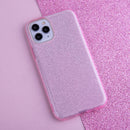 Diese elegante, rosa Schutzhülle für das Apple iPhone 14 besticht durch ihren glitzernden Look und bietet gleichzeitig zuverlässigen Schutz. Sie ist nicht nur stylisch, sondern auch funktional und passt perfekt zum modernen Lifestyle.