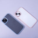 Erleben Sie die Satin Matt-Serie für das Samsung Galaxy S24 Plus! Diese stilvollen, halbtransparenten Hüllen bieten optimalen Schutz und eine seidig matte Oberfläche. Robustes TPU-Material schützt vor Kratzern, während der elegante Aluminiumrahmen Ihrem Smartphone einen einzigartigen Look verleiht.