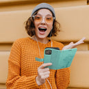 MEZZO Holster für iPhone 13: Stilvolles, umweltfreundliches Eco-Leder Case. Perfekter Schutz, elegantes Design, praktische Kartenfächer. Sichern Sie Ihr iPhone stilsicher! Ideal für den Alltag. Jetzt entdecken!