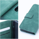 Entdecken Sie das TENDER Holster für Ihr Samsung Galaxy A32 4G! Es bietet eleganten Schutz, praktische interne Taschen und lässt sich zum Filme schauen aufstellen. Genießen Sie einfachen Zugang und zuverlässigen Schutz – für stilvolles und sicheres Nutzen!