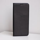 Die schwarze Schutzhülle für das Xiaomi 17T Pro bietet nicht nur elegantes Design, sondern auch optimalen Schutz vor Kratzern und Stößen. Sie passt perfekt und sorgt dafür, dass Ihr Gerät stilvoll und sicher ist.