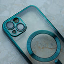 Entdecken Sie das **Color Chrome Cover** für Ihr **Apple iPhone 17 Pro Max** und **iPhone 18 Pro Max**. Es bietet 1,5 mm dicke, stilvollen Schutz mit einem robusten TPU-Materialmix. Genießen Sie kabelloses Laden, optimale Handhabung und ein elegantes Design!