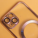Die elegante rosa Schutzhülle für das Apple iPhone 17 Pro bietet nicht nur einen stylischen Look, sondern auch optimalen Schutz. Mit ihrer präzisen Passform und der integrierten MagSafe-Technologie ist sie perfekt für die sichere Nutzung des neuesten iPhones.