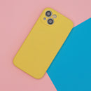 Schutzhülle für das Apple iPhone 12 in leuchtendem Gelb. Diese Hülle bietet nicht nur einen stylischen Look, sondern auch optimalen Schutz vor Stößen und Kratzern. Perfekt, um dein Gerät zu individualisieren und sicher zu verwahren!
