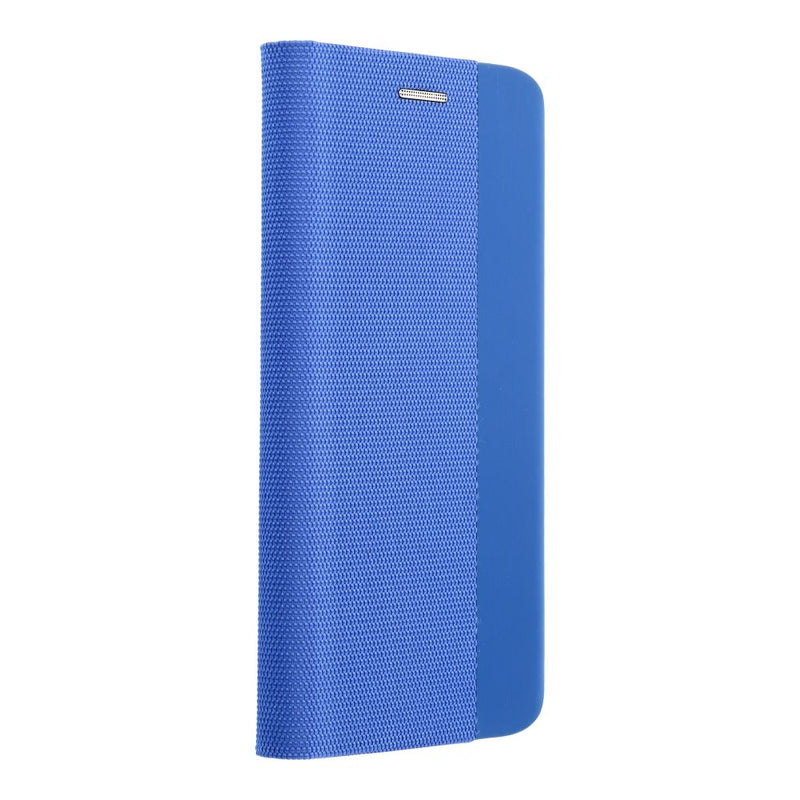 Schützen Sie Ihr Samsung Galaxy A15 mit Stil! Unsere blaue Handytasche bietet nicht nur optimalen Schutz für Ihr 4G oder 5G Modell, sondern verleiht Ihrem Smartphone auch ein elegantes Aussehen. Mit leichtem Zugriff auf alle Tasten und Anschlüsse ist diese Tasche der perfekte Begleiter für Ihren mobilen Alltag.