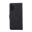 Schützen Sie Ihr Xiaomi Redmi A5 Global mit dieser eleganten schwarzen Schutzhülle. Sie bietet perfekten Schutz vor Kratzern und Stößen und ist mit genauen Ausschnitten für Kamera und Anschlüsse ausgestattet. Das zeitlose Design ergänzt Ihr Smartphone stilvoll und funktional. Ideal für den Alltag!