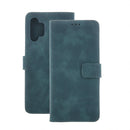 Entdecken Sie das Smart Velvet Case für Honor 600 / 600 Pro: Elegantes Design, langlebiger Schutz und praktischer Ständer. Mit Fächern für Karten und Dokumente ist es das ideale Zubehör für modernen Lifestyle. Perfekte Passform und einfacher Zugang zu Anschlüssen!