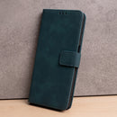 Entdecken Sie das Smart Velvet Case für Honor 600 / 600 Pro: Elegantes Design, langlebiger Schutz und praktischer Ständer. Mit Fächern für Karten und Dokumente ist es das ideale Zubehör für modernen Lifestyle. Perfekte Passform und einfacher Zugang zu Anschlüssen!