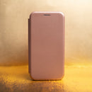 Die elegante Handytasche in Rosa für das Samsung Galaxy S23 FE bietet nicht nur einen stylischen Look, sondern auch optimalen Schutz für Ihr Gerät. Mit ihrem schlanken Design und hochwertigen Materialien ist sie die perfekte Kombination aus Stil und Funktionalität.
