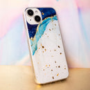 Entdecke das Gold Glam Cover für dein Apple iPhone 11! Dieses elegante TPU-Cover bietet besten Schutz vor Kratzern und Stößen, während es die Funktionalität deines Geräts erhält. Genieße Stil und Sicherheit mit optimaler Passform – perfekt für deinen modernen Lifestyle!