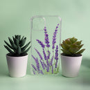Die transparente Schutzhülle für das Apple iPhone 12 kombiniert Stil und Funktionalität. Mit einem eleganten Lavendel-Muster bietet sie nicht nur einen durchsichtigen Schutz, sondern verleiht Ihrem Smartphone auch einen frischen, floralen Look. Ideal für diejenigen, die ihr iPhone schützen und gleichzeitig einen Hauch von Ästhetik hinzufügen möchten.