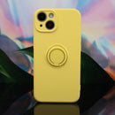 Die gelbe Schutzhülle für das Apple iPhone 11 bietet nicht nur einen stylishen Look, sondern auch zuverlässigen Schutz vor Kratzern und Stößen. Mit ihrem praktischen Design und der integrierten Halterung ist sie perfekt für den Alltag.