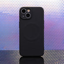 Schütze dein Samsung Galaxy A36 5G mit dem Simple Color Mag Case! Diese hochwertige Hülle bietet perfekten Schutz vor Kratzern und Stößen. Mit präzisen Aussparungen und MagSafe-Kompatibilität ist sie ideal für den Alltag. Praktisch, stylish und benutzerfreundlich!