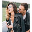 Schützen Sie Ihr Samsung Galaxy S25 stilvoll mit dem Elegant Classic Smart Pro Case! Speziell entworfen, bietet diese Hülle robusten Schutz und elegantes Design mit natürlichen Leder und stoßdämpfendem TPU. Perfekte Passform, Funktionalität und Langlebigkeit garantiert.