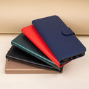 Elegante Handytasche für das Samsung Galaxy S26 Plus in leuchtendem Rot. Diese Schutzhülle vereint Stil und Funktionalität und bietet optimalen Schutz vor Kratzern und Stößen. Perfekt für alle, die ihr Smartphone sicher und modisch aufbewahren möchten.