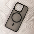 Das Frozen Mag Case für das Samsung Galaxy A37 5G kombiniert hochwertigen Schutz mit eleganter Optik. Es unterstützt MagSafe, ermöglicht kabelloses Laden und bietet Zugang zu allen Anschlüssen. Mit erhöhter Kameraabschirmung und praktischen Halterungen ist es ideal für jeden Nutzer.