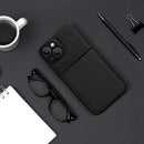 Schutzhülle für das Apple iPhone 15: Stilvoller Schutz und Funktionalität vereint. Die schwarze Hülle bietet nicht nur einen eleganten Look, sondern schützt das Gerät auch vor Stößen und Kratzern. Ideal für den Alltag!