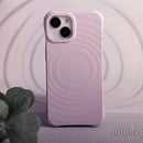 Die violette Schutzhülle für das Apple iPhone 13 Pro bietet nicht nur einen stilvollen Look, sondern auch optimalen Schutz. Mit ihrem griffigen Design und der weichen Oberfläche fühlt sie sich angenehm in der Hand an und schützt Ihr Smartphone vor Kratzern und Stößen. Perfekt für alle, die ihr Gerät sicher und trendy halten möchten!