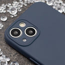 Schutzhüllen in unterschiedlichen Blautönen für das Apple iPhone 17 Pro und iPhone 18 Pro bieten nicht nur stylischen Schutz, sondern auch eine angenehme Haptik. Diese Hüllen sind perfekt, um dein Smartphone vor Stößen und Kratzern zu bewahren, während sie zugleich trendige Akzente setzen.