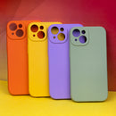 Die Schutzhülle für das Xiaomi 17 Ultra in Schwarz bietet sowohl stilvollen Schutz als auch eine elegante Optik. Sie passt perfekt zum Smartphone und schützt es vor Kratzern und Stößen, während die schlanke Formgebung eine angenehme Handhabung ermöglicht. Ideal für alle, die Funktionalität und Design schätzen.