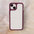 Schutzhülle für das iPhone 12 Pro / iPhone 12 in stilvollem Burgund. Diese elegante Hülle vereint Schutz und Design und schützt Ihr Gerät vor Stößen und Kratzern. Perfekt für alle, die Wert auf Ästhetik und Funktionalität legen!