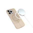 Diese elegante Schutzhülle für das Apple iPhone 17 Air in Braun vereint Stil und Funktionalität. Mit ihrer schimmernden Oberfläche bietet sie nicht nur einen zuverlässigen Schutz, sondern setzt auch einen modischen Akzent. Die präzisen Aussparungen gewährleisten einfachen Zugang zu Tasten und Anschlüssen, während das magnetische Design drahtloses Laden ermöglicht. Perfekt für alle, die ihr Gerät stilvoll schützen möchten.