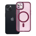Die lila Schutzhülle für das Apple iPhone 13 bietet nicht nur stylischen Schutz, sondern auch Funktionalität. Mit ihrem modernen Design und der passgenauen Form schützt sie das Gerät vor Stößen und Kratzern, während der Zugang zu allen Funktionen erhalten bleibt. Ideal für alle, die ihr iPhone farbenfroh und sicher gestalten möchten.