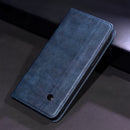 Die Schutzhülle für das Honor 600 / 600 Pro in eleganten Blautönen vereint stilvolles Design und praktischen Schutz. Mit ihrer hochwertigen Verarbeitung bietet sie nicht nur einen festen Halt, sondern schützt Ihr Gerät auch vor Stößen und Kratzern. Ein perfektes Accessoire für alle, die Wert auf Schutz und Ästhetik legen!