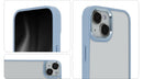 Schutzhülle für das Apple iPhone 14 in elegantem Blau. Ideal, um dein Smartphone vor Kratzern und Stößen zu schützen, während es gleichzeitig stilvoll aussieht. Die passgenaue Form sorgt dafür, dass alle Anschlüsse und Tasten weiterhin leicht zugänglich sind.