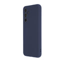 Die schlichte blaue Handytasche für das Samsung Galaxy S23 FE bietet einen eleganten Schutz vor Kratzern und Stößen. Mit ihrer passgenauen Form bleibt der Zugriff auf alle Anschlüsse und Tasten problemlos erhalten. Ein ideales Accessoire für stilbewusste Nutzer.