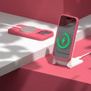 Schutzhülle für das Apple iPhone 15 Pro Max in einem lebhaften Rot – ideal für einen stylischen Look und optimalen Schutz. Die Hülle bietet eine passgenaue Form und schützt vor Stößen und Kratzern, während sie gleichzeitig den Zugang zu allen Tasten und Anschlüssen ermöglicht. Perfect für alle, die ihr Gerät sicher und elegant präsentieren möchten.