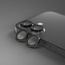 Schütze die Kamera deines Apple iPhone 17 mit dem Etteri Kamera-Objektivschutz! Präziser Sitz, 9H-Härte und oleophobe Beschichtung garantieren optimalen Schutz und beste Fotoqualität. Leicht zu montieren und stilvoll – ideal für iPhone 17 Liebhaber!