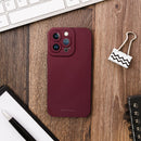 Schützen Sie Ihr Apple iPhone 17 mit der Roar Luna Hülle aus flexiblem TPU. Perfekte Passform, präzise Aussparungen & unterstützt kabelloses Laden. Stylisch & funktionell!
