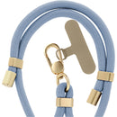 Die stilvolle blaue Schutzhülle bietet nicht nur Schutz, sondern auch einen modernen Look. Mit ihrem eleganten Design und den goldenen Akzenten ist sie perfekt für den Alltag und sorgt dafür, dass deine Ausstattung sicher und schick bleibt.