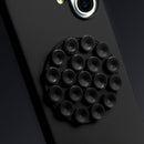 Die Schutzhülle für das Apple iPhone 16 Pro Max in Schwarz bietet eleganten Schutz und ein modernes Design. Ihr hochwertiges Material schützt das Gerät vor Kratzern und Stößen, während die praktische Rückseite mit einem stilvollen Muster nicht nur gut aussieht, sondern auch für einen sicheren Halt sorgt. Ideal für alle, die Funktionalität und Ästhetik schätzen.