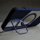 Die elegante blaue Schutzhülle für das Apple iPhone 17 bietet nicht nur stilvollen Schutz, sondern auch praktische Funktionen wie MagSafe-Kompatibilität. Sie schützt Ihr Gerät zuverlässig vor Kratzern und Stößen und verleiht ihm gleichzeitig ein modernes Design. Ideal für alle, die Funktionalität und Ästhetik schätzen.