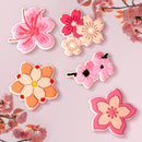Mehrfarbige Schutzhüllen mit blumigen Motiven bringen eine fröhliche und lebendige Note in deinen Alltag. Sie schützen nicht nur dein Gerät, sondern verleihen ihm auch einen einzigartigen Stil. Ideal für alle, die Individualität und Funktionalität schätzen!