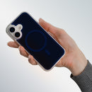 Schutzhüllen für das Apple iPhone 13 bieten optimalen Schutz und ein stilvolles Design. Die transparente Hülle mit einem modernen MagSafe-Element sorgt für einfache kabellose Ladefunktionen, während sie gleichzeitig das elegante Erscheinungsbild des iPhones betont. Ideal für den täglichen Gebrauch!