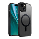 Stylisch und schützend – die schwarze Schutzhülle für das Apple iPhone 14 bietet optimalen Schutz und ein elegantes Design. Mit ihrem modernen Look und der Kompatibilität zu MagSafe ist sie die perfekte Wahl für dein Gerät.